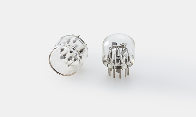 10 W xenon flash lamps