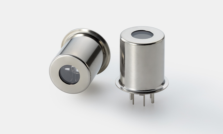 60 W xenon flash lamps